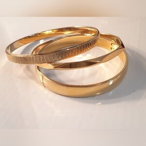 Monet And Other 2 Gold Plate Bangle